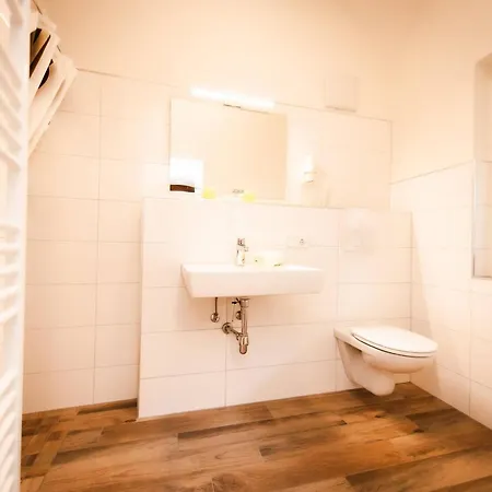 Frenzl - Kaiser Von Oesterreich Affittacamere Hermagor-Pressegger See